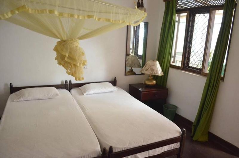 Kandy Inn Madugalle'S Family Guest House Esterno foto